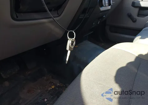 2016 Ford F-150 Xl из США, поврежденный, VIN 1FTMF1C8XGFD14043